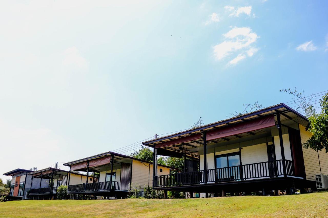 Mae On Village Resort Roi Et Zewnętrze zdjęcie