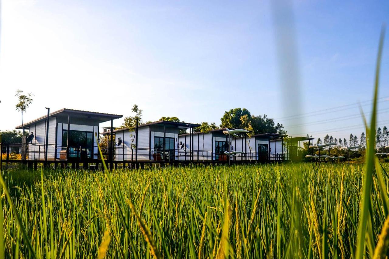 Mae On Village Resort Roi Et Zewnętrze zdjęcie